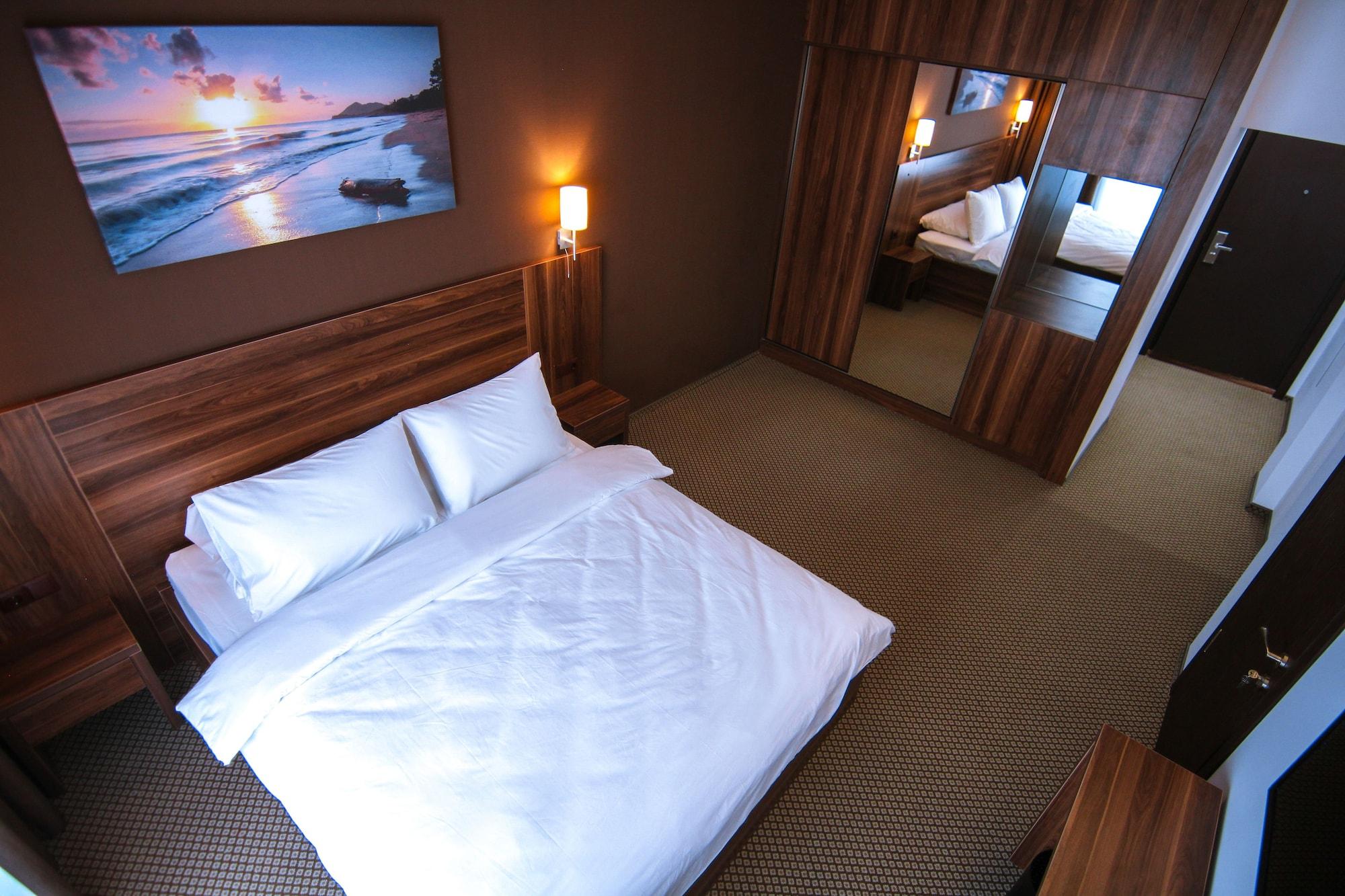 Sky Inn Batumi Eksteriør billede