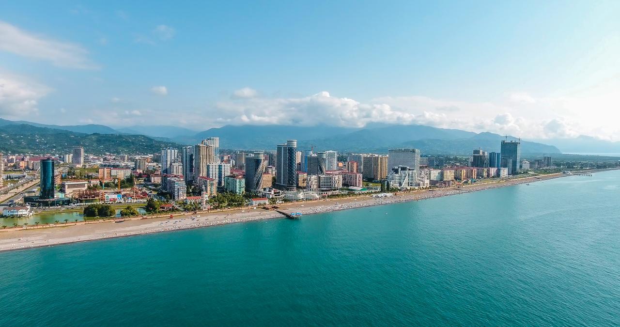 Sky Inn Batumi Eksteriør billede