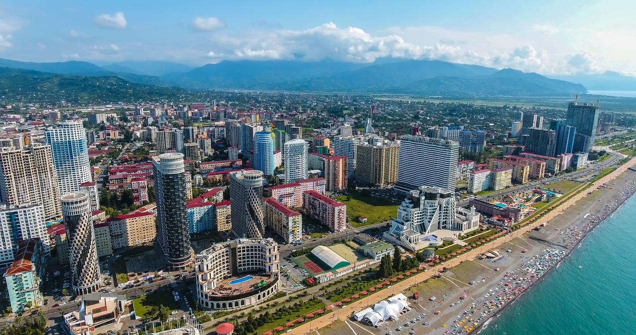 Sky Inn Batumi Eksteriør billede