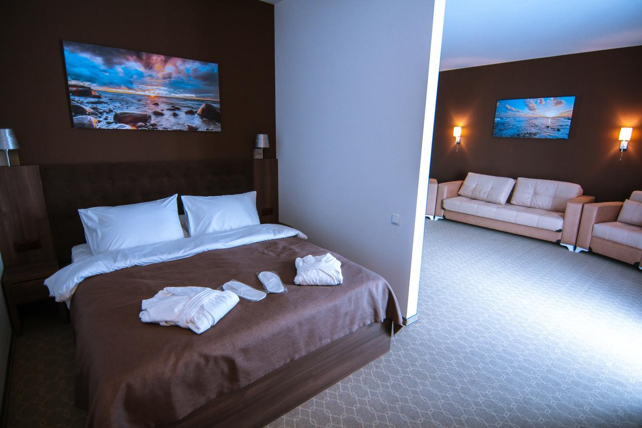 Sky Inn Batumi Eksteriør billede
