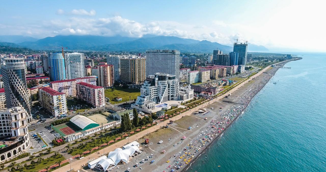 Sky Inn Batumi Eksteriør billede