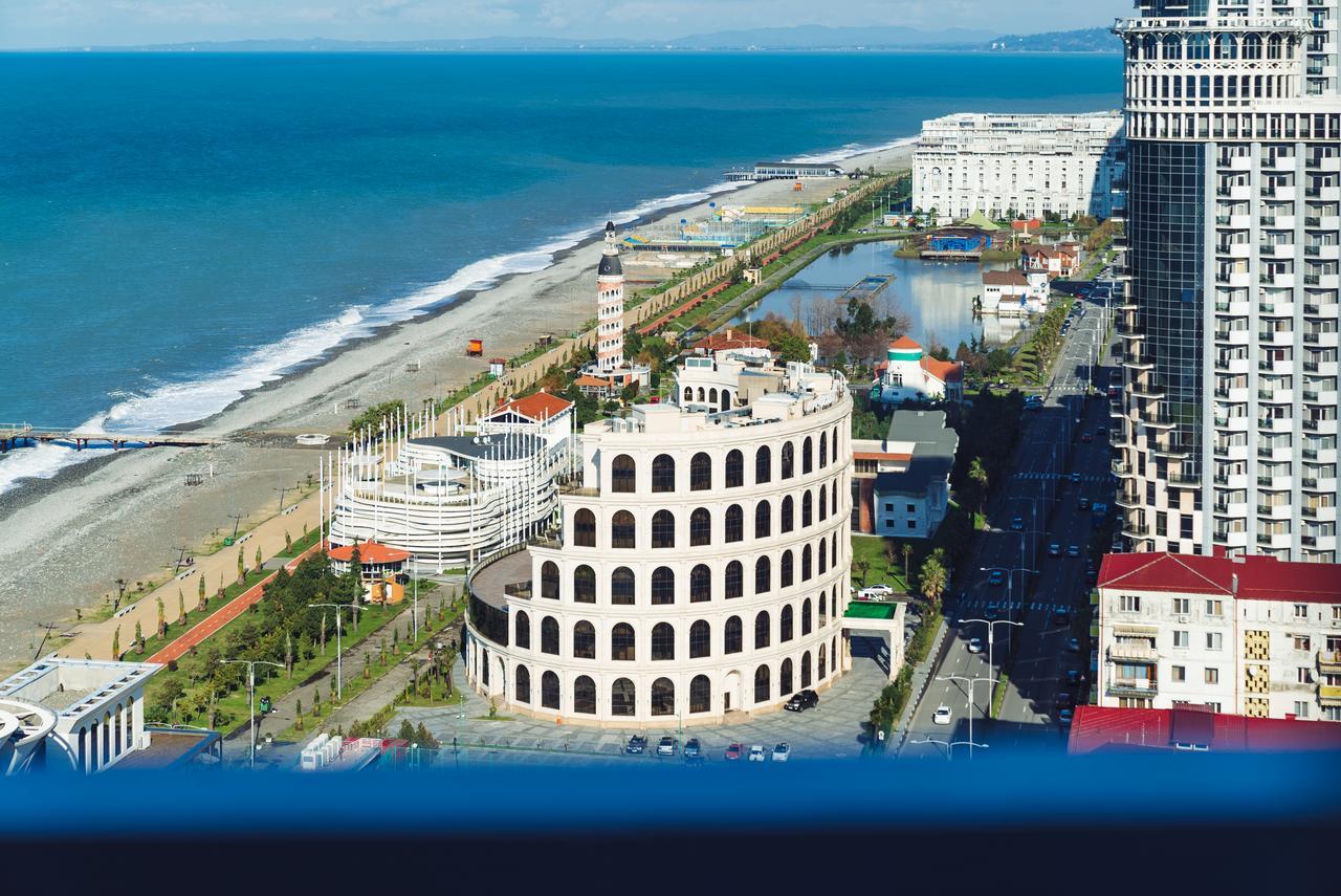 Sky Inn Batumi Eksteriør billede