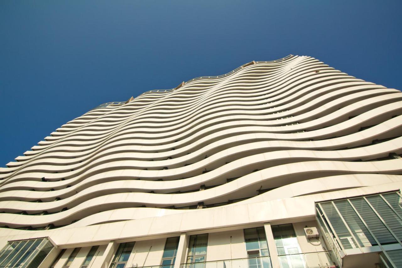 Sky Inn Batumi Eksteriør billede
